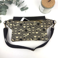 Haralson Hip Bag - Black Cats in Waves
